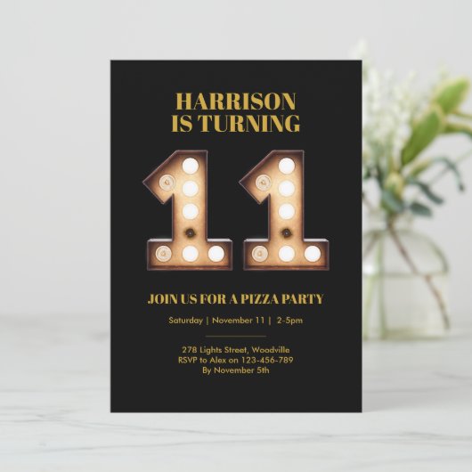 男の子の明るいライト第11誕生日の招待 招待状 (スタンド正面)