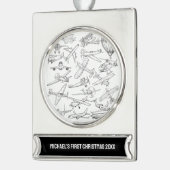 男の子の最初のクリスマス 手描き飛行機 航空  シルバープレートバナーオーナメント (左)