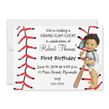 男の子の最初誕生日のパーティの招待状の野球