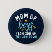 男の子の母が母の日を追っおもしろいて息子の母 缶バッジ (正面)