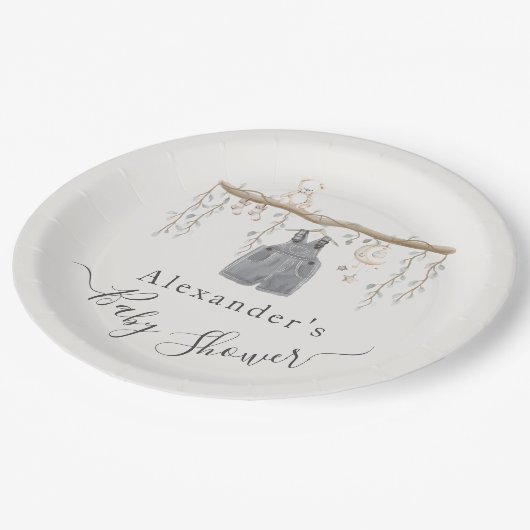 男の子の灰色の服ユーカリの赤ちゃんシャワー ペーパープレート (アングル)