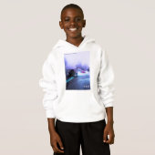 男の子の白いセーターの山側スポーツカー (正面フル)