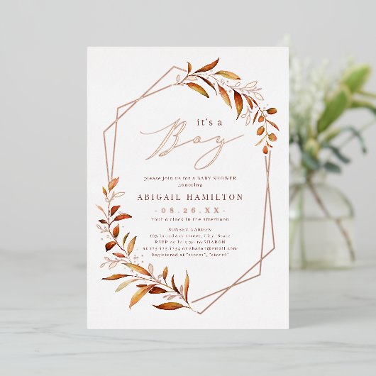 男の子の秋緑の幾何学的な赤ちゃんシャワー 箔招待状 (立ち正面)