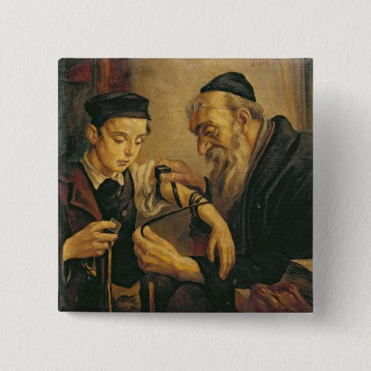 男の子の腕に聖句箱を結んでいるラビ 缶バッジ (正面)