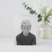 男の子の表情 ポストカード (スタンド正面)