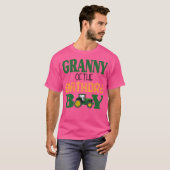 男の子の誕生日のおばあちゃん 農場のトラクター ファミリー Tシャツ (正面フル)