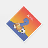 男の子の誕生日スポーツボール スタンダードランチョンナプキン (角)