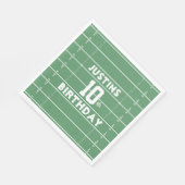 男の子の誕生日パーティーフットボールパーソナライズされた スタンダードランチョンナプキン (角)