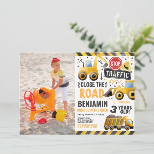 男の子の誕生日パーティー建築写真招待状 招待状 (スタンド正面)