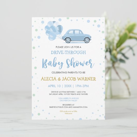 男の子の赤ちゃんシャワーで青い車の風船をドライブ 招待状 (スタンド正面)