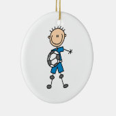 男の子の青い均一棒の姿のサッカーの選手のギフト セラミックオーナメント (右)