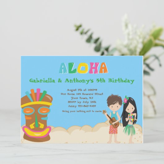 男の子の&GirlのTikiの誕生日の招待状を持つルアウ(ハワイ式宴会)のパーティー 招待状 (スタンド正面)
