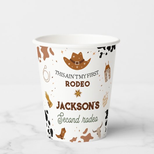 男の子は私の最初のロデオ・カウボーイの2番目の誕生日 紙コップ (正面)