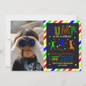 男の子へのフォトジャンプ誕生日パーティーへの招待 招待状 (正面)