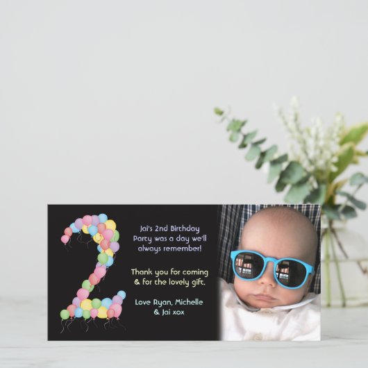 男の子または女の子の第2誕生日は写真カード感謝していしています サンキューカード (スタンド正面)