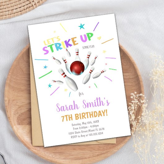 男の子または女の子の編集可能なストライキパーティー招待状 招待状