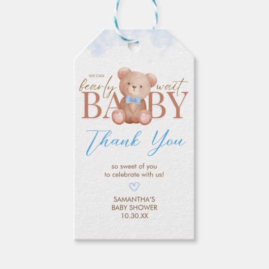 男の子を私たちは赤ちゃんシャワーメッセージカードを待つ ギフトタグ (正面)