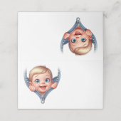 男の子ベビーが赤ちゃんのシャワーを覗き込む プレイスカード (外部開封)