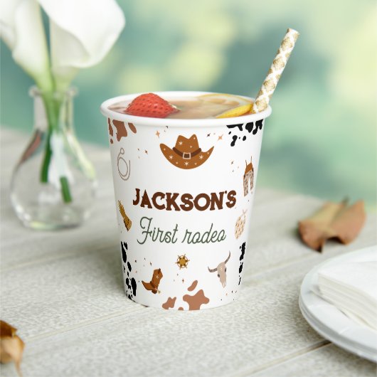 男の子私の最初のロデオカウボーイの1番目の誕生日 紙コップ (インサイチュ)