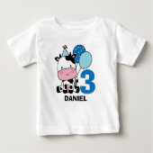 男の子3歳の誕生日かわいいパーソナライズされた牛Tシャツ ベビーTシャツ (正面)