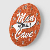 男の洞窟のパーソナライズ ラージ壁時計 (傾斜)