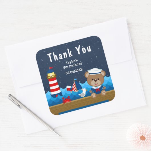男の航海の子ベアーレッド誕生日パーティーありがとう スクエアシール (封筒)