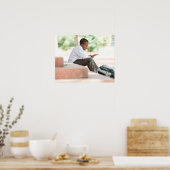 男の読子は学校の外の階段を上がっている ポスター (キッチン)