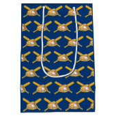 男の赤ちゃんと犬の野球をテーマにした赤ちゃんシャワー ミディアムペーパーバッグ (裏面)