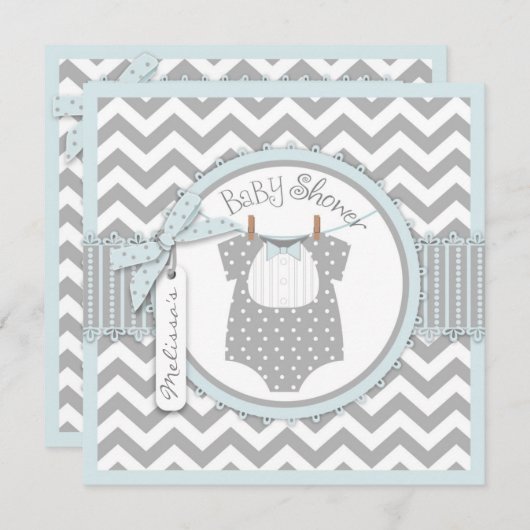 男の赤ちゃんのちょうネクタイのシェブロンのプリントのベビーシャワー 招待状 (正面/裏面)