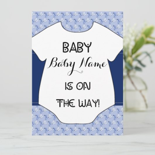 男の赤ちゃんのシャワーの招待状のこうのとりのボディスーツの青 招待状 (スタンド正面)