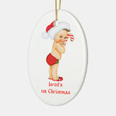 男の赤ちゃんの初めてのクリスマスの赤いサンタの帽子 セラミックオーナメント (左)