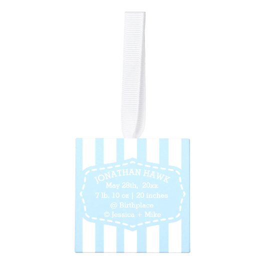 男の赤ちゃんの誕生はパーソナライズな写真を記録します キューブオーナメント (正面)