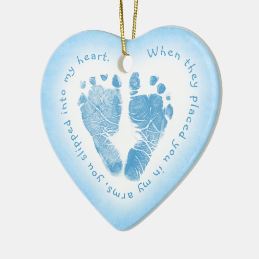 男の赤ちゃんの青い足跡の写真のオーナメント セラミックオーナメント (左)