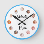 男の赤ちゃんの1年目12ヶ月の写真青 ラウンド壁時計 (正面)