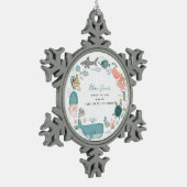 男の赤ちゃんアンダーザシー誕生統計キープサケ スノーフレークピューターオーナメント (左)