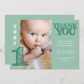 男の赤ちゃんグリーン1歳の誕生日ありがとうフォトカード サンキューカード (正面/裏面)