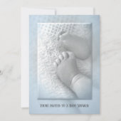 男の赤ちゃんシャワーとベビー足 招待状 (正面)