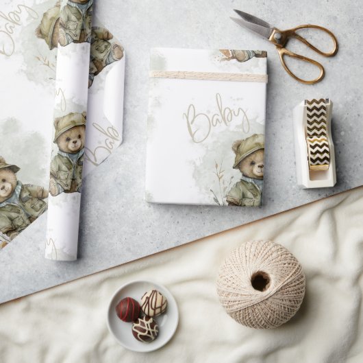 男の赤ちゃんスクリプトハンターテディベア赤ちゃんシャワー ラッピングペーパー (クラフト)