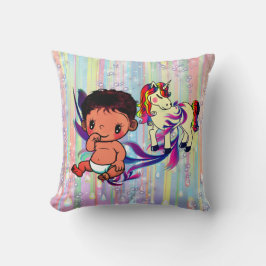 男の赤ちゃんバブルとユニコーン クッション