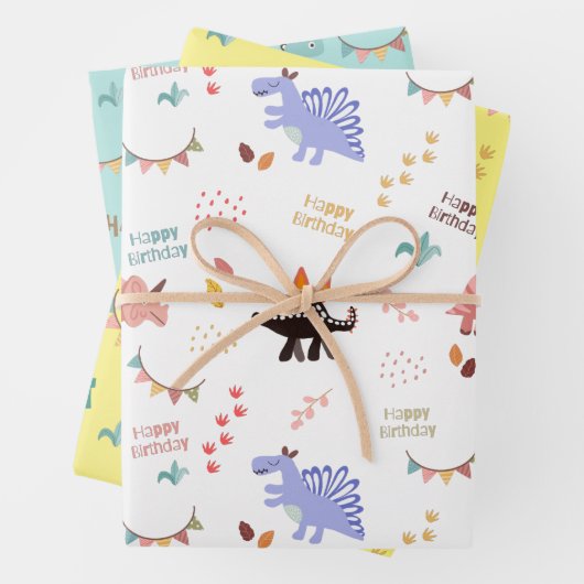 男の赤ちゃんパーソナライズされた恐竜の名前と年齢の誕生日 ラッピングペーパーシート (インサイチュ)