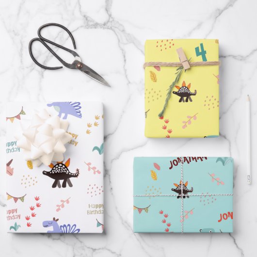 男の赤ちゃんパーソナライズされた恐竜の名前と年齢の誕生日 ラッピングペーパーシート (正面)