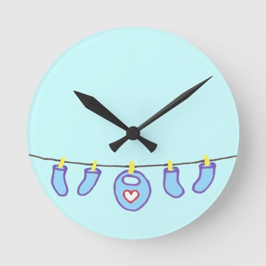 男の赤ちゃんランドリー男の子だ！カスタマイズ ラウンド壁時計 (正面)