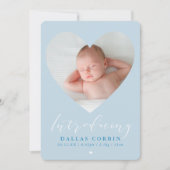 男の赤ちゃん導入写真ハート枠ブルー淡い色の 招待状 (正面)