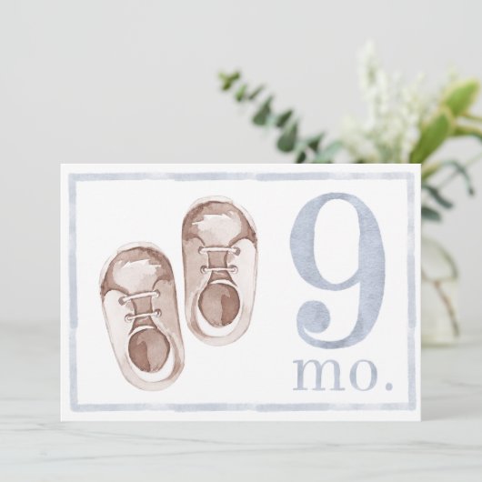 男の赤ちゃん水彩マイルストーン9ヶ月オールドカード 招待状 (スタンド正面)