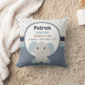 男の赤ちゃん象パーソナライズされた名誕生の状態 クッション (ブランケット)