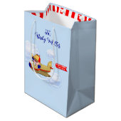 男の赤ちゃん飛行機パイロット ミディアムペーパーバッグ (裏面アングル)