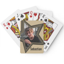 男の10代の子の写真は黒い星茶色の名前をカスタムする