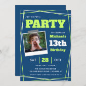 男の10代の子の誕生日、13または任意の年齢、青い緑の写真 招待状 (正面/裏面)