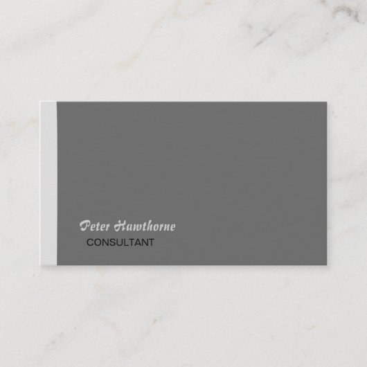 男らしくミニマルな専門の   起業家 名刺 (正面)