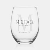 男らしパーソナライズされたMonogramとName Groomsmen ステムなしワイングラス (正面)
